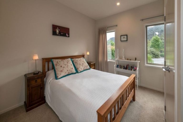 Photo of property in 916 Aubrey Road, Albert Town, Wanaka, 9305