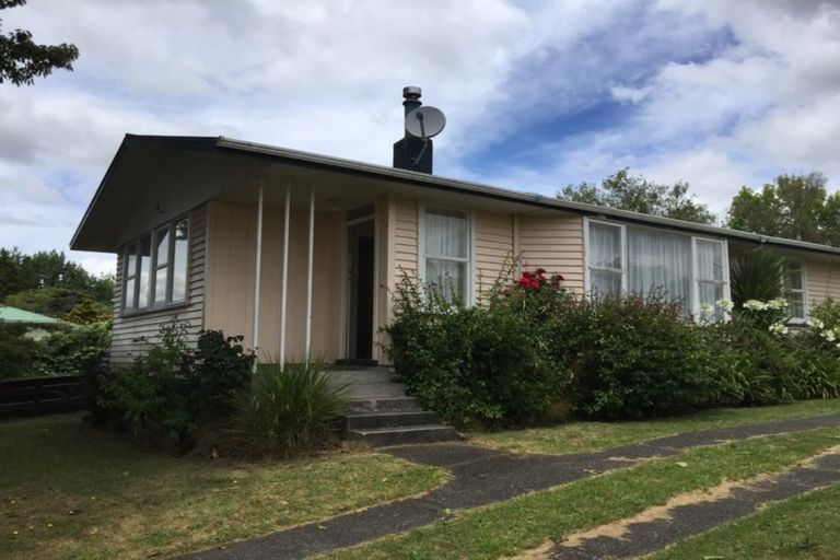 Photo of property in 21 Rangipoia Place, Turangi, 3334