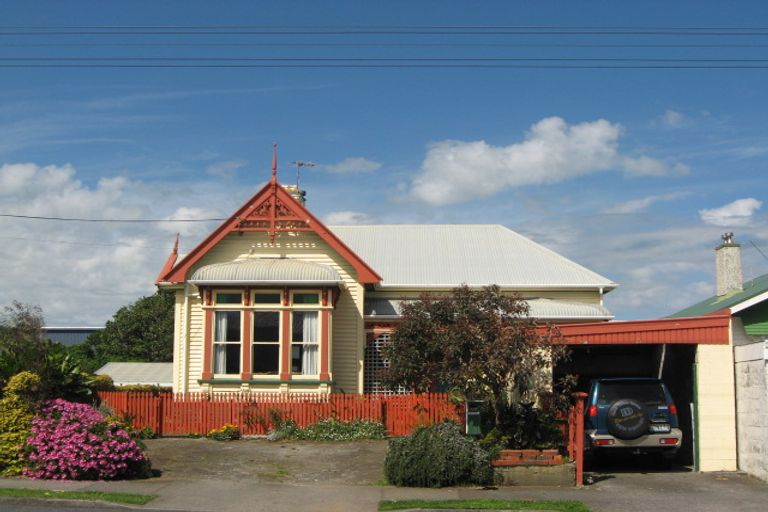 Photo of property in 60 Buller Street, New Plymouth, 4312