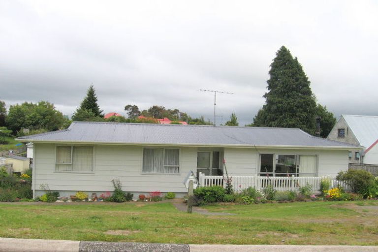Photo of property in 14 Foyle Street, Ohakune, 4625
