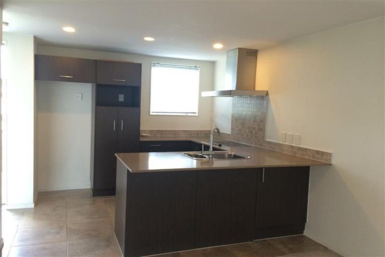 Photo of property in 13/1 Gracechurch Drive, Flat Bush, Auckland, 2016