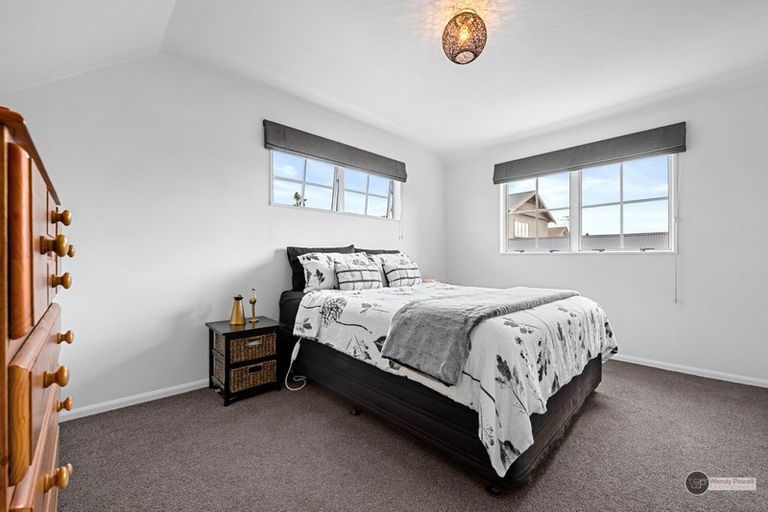 Photo of property in 10a Kauri Street, Woburn, Lower Hutt, 5011