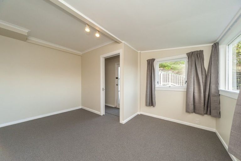 Photo of property in 196 Townsend Road, Miramar, Wellington, 6022