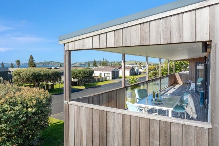 Photo of property in 4 Day Dawn Crescent, Omaha, Warkworth, 0986