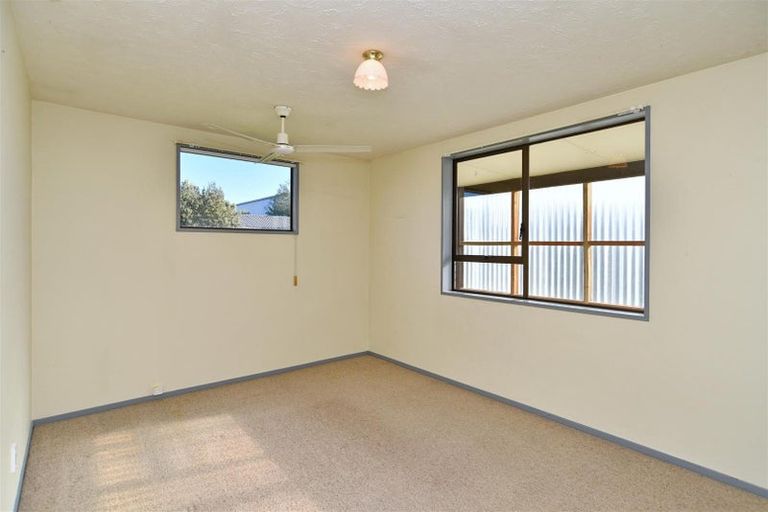 Photo of property in 65b East Belt, Rangiora, 7400