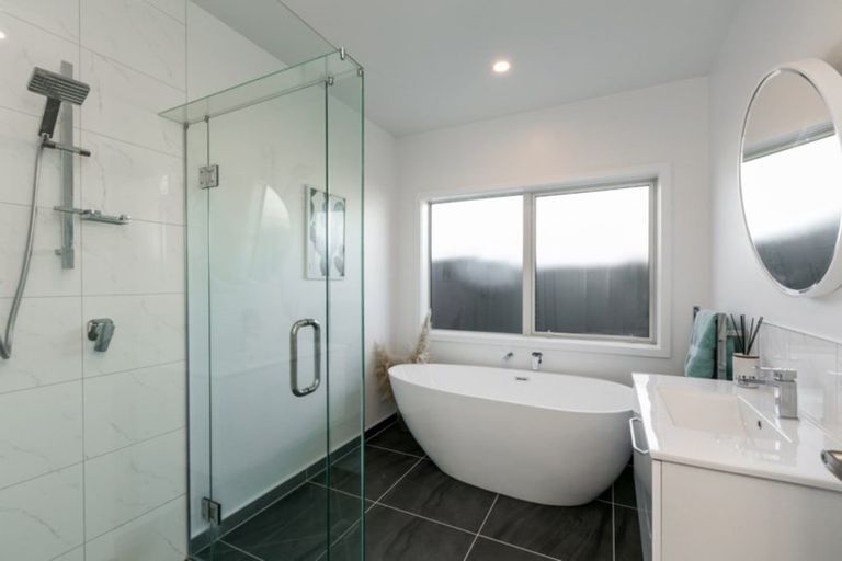 Photo of property in 9 Kaituna Place, Te Awa, Napier, 4110