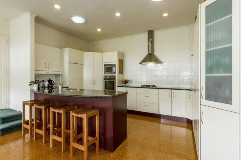 Photo of property in 5 Shiloh Way, Greenhithe, Auckland, 0632