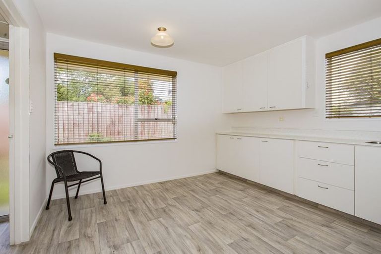 Photo of property in 1/148a Beach Road, North New Brighton, Christchurch, 8083