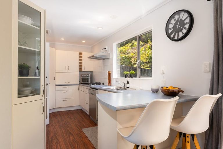 Photo of property in 6 Bowline Place, Whitby, Porirua, 5024