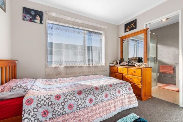 Photo of property in 244b Porchester Road, Takanini, 2112