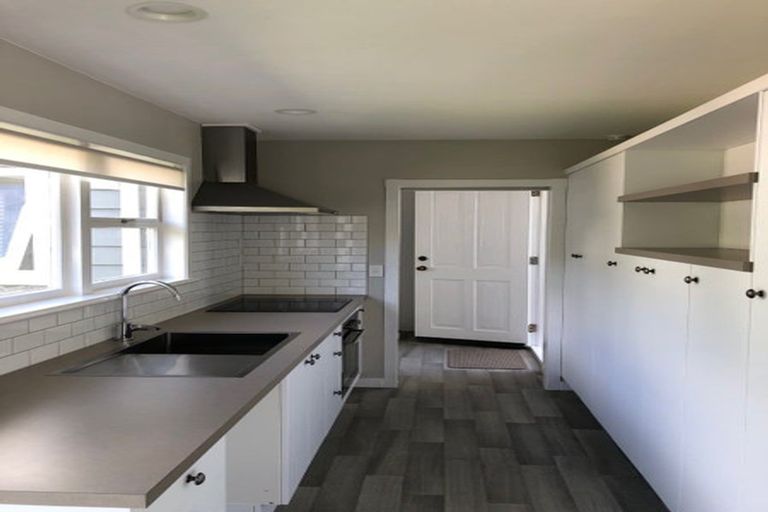 Photo of property in 27 Rugby Road, Birkenhead, Auckland, 0626