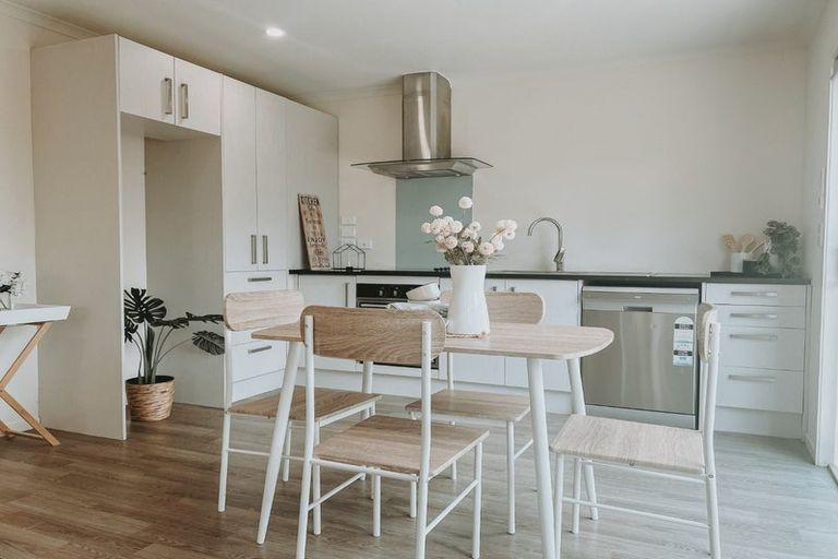 Photo of property in 1/215 Massey Street, Frankton, Hamilton, 3204