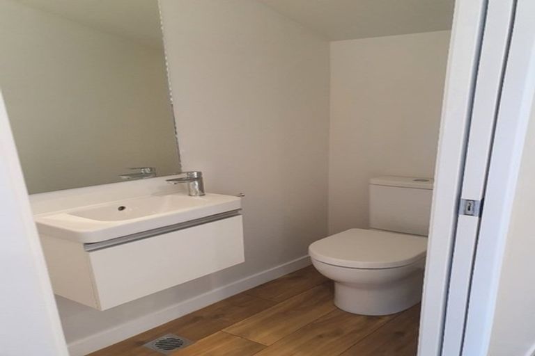 Photo of property in 7/2 Waipa Street, Birkenhead, Auckland, 0626