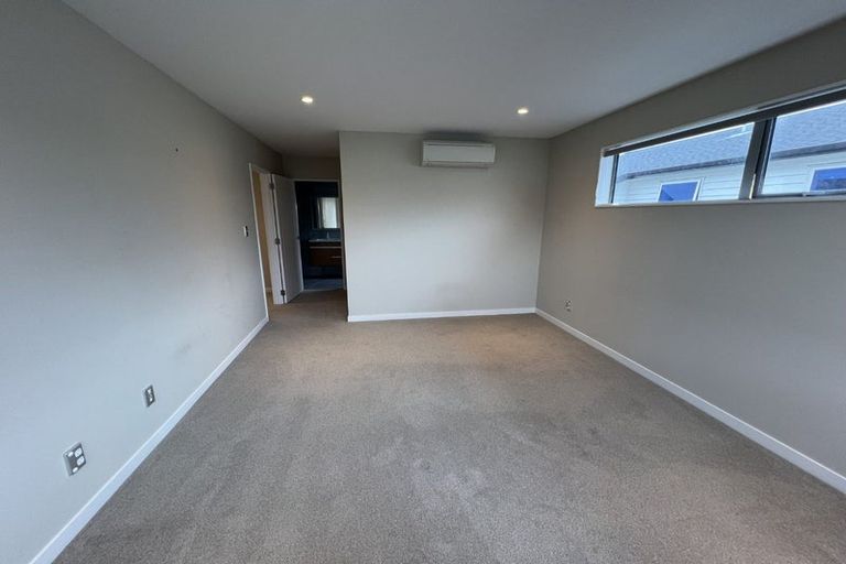 Photo of property in 5 Wicket Lane, Whenuapai, Auckland, 0618