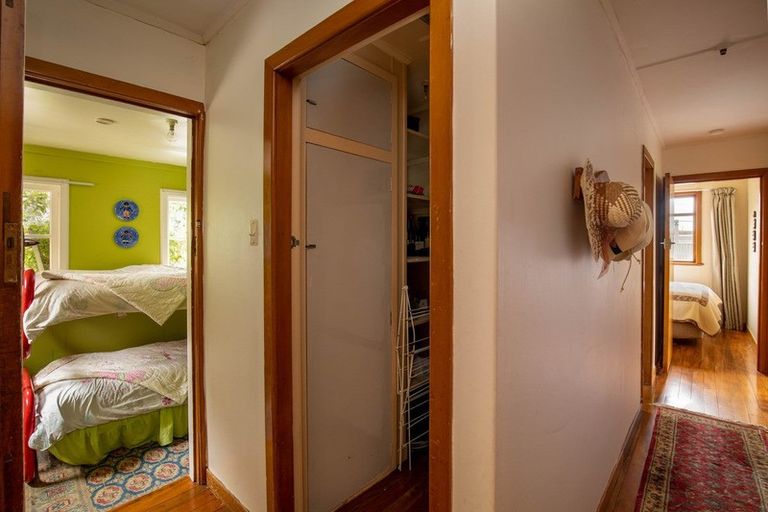 Photo of property in 10 Hazlett Street, Clyde, 9330