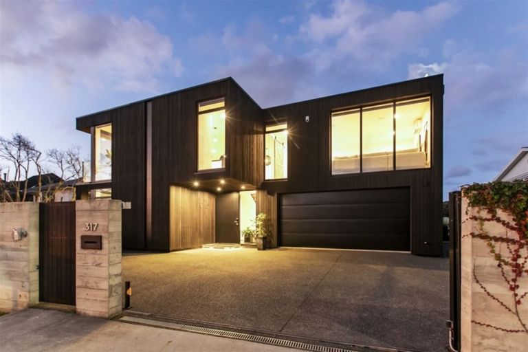 Photo of property in 317 Beach Road, Campbells Bay, Auckland, 0630