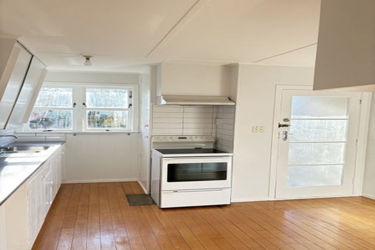 Photo of property in 509 Huia Street, Camberley, Hastings, 4120