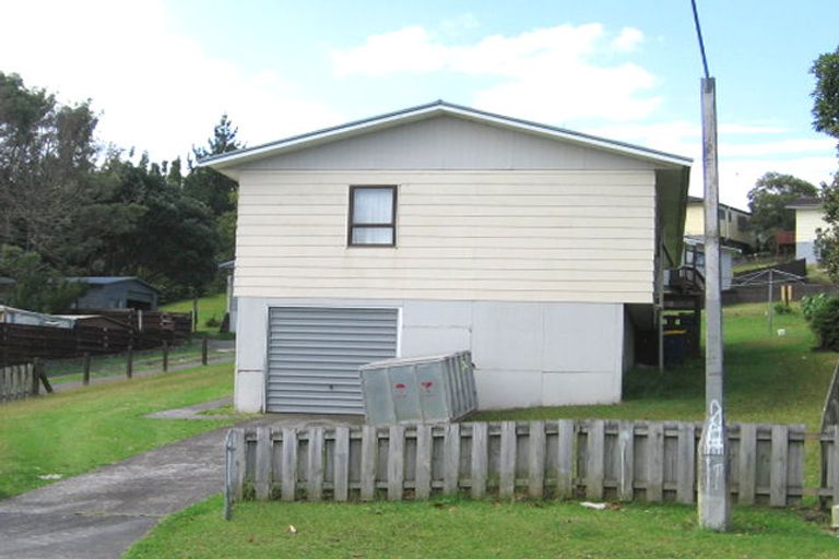 Photo of property in 55 Cedar Heights Avenue, Massey, Auckland, 0614