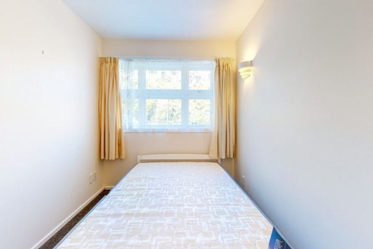 Photo of property in Parkland Flats, 3/51 Adams Terrace, Kelburn, Wellington, 6021