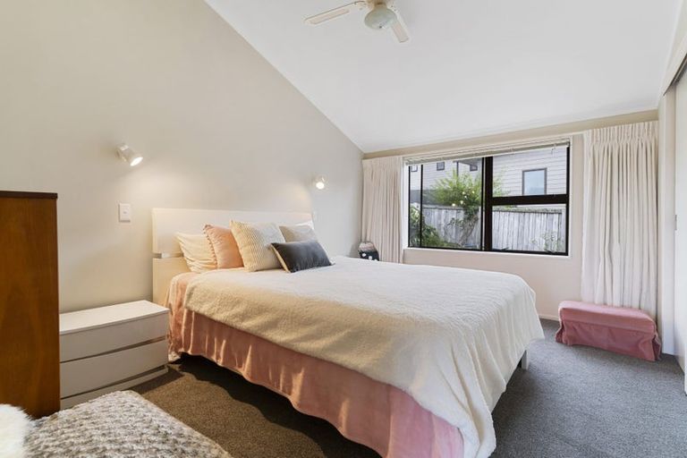 Photo of property in 146 Pacific Parade, Army Bay, Whangaparaoa, 0930