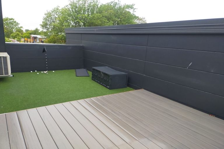 Photo of property in 28b Grove Road, Addington, Christchurch, 8024