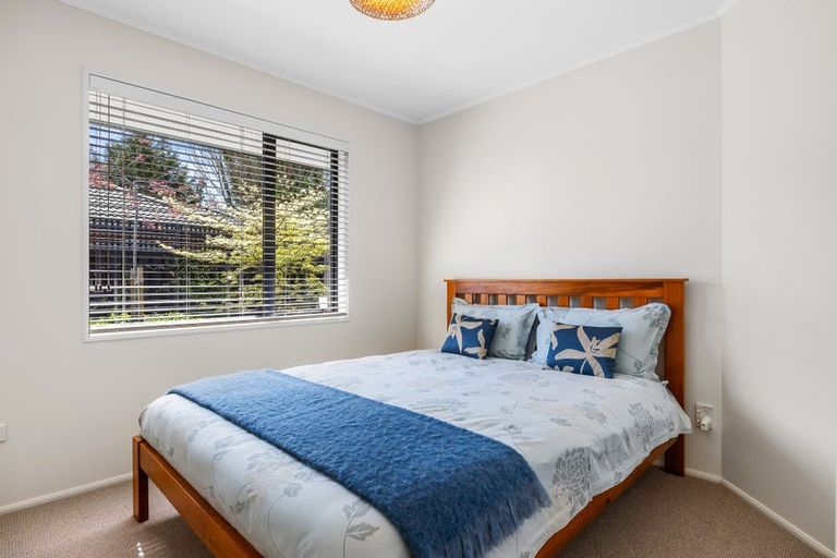 Photo of property in 5 Castle Way, Beckenham, Christchurch, 8023
