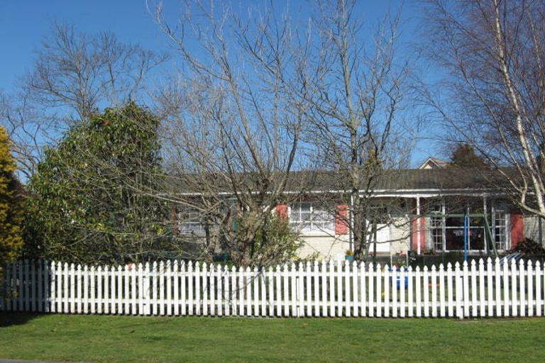 Photo of property in 14 Papawai Road, Greytown, 5712