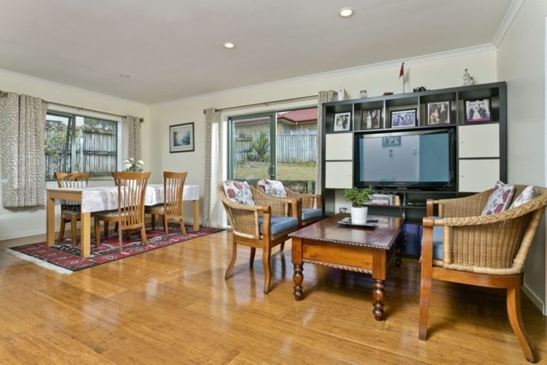 Photo of property in 50 Black Teal Close, Unsworth Heights, Auckland, 0632