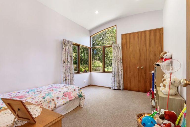 Photo of property in 38 Channel View Road, Campbells Bay, Auckland, 0630