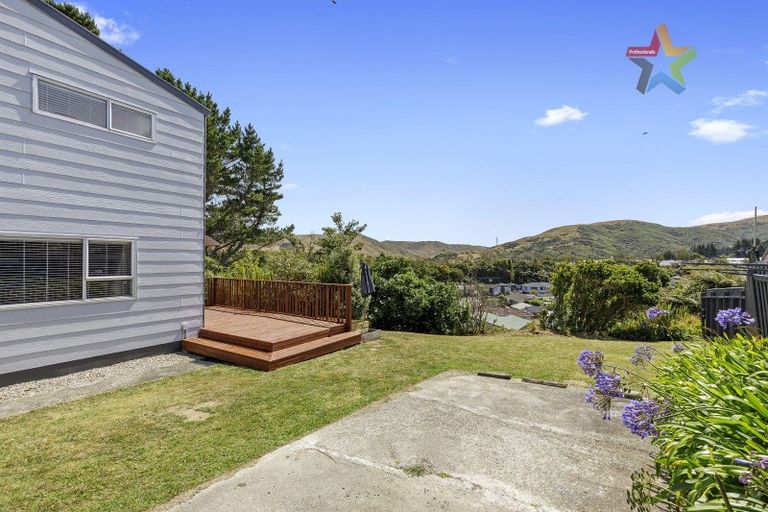 Photo of property in 20b Invercargill Drive, Kelson, Lower Hutt, 5010