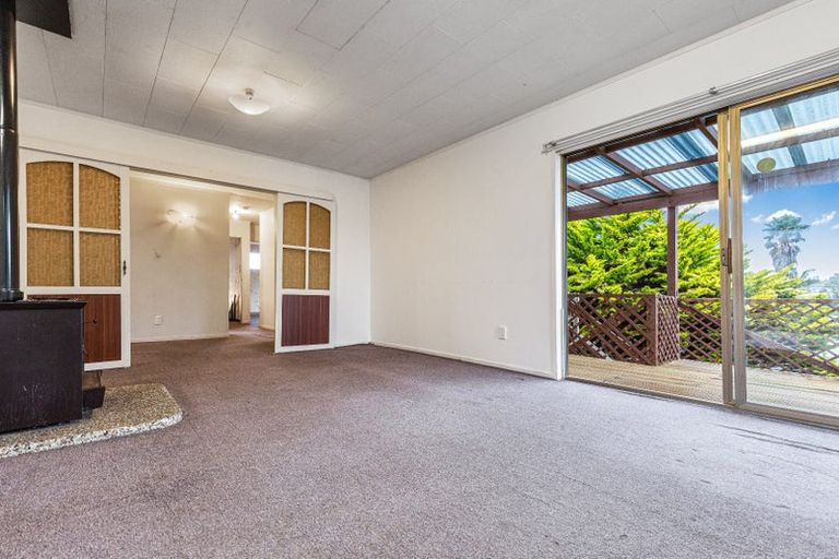 Photo of property in 58 Archmillen Avenue, Pakuranga Heights, Auckland, 2010