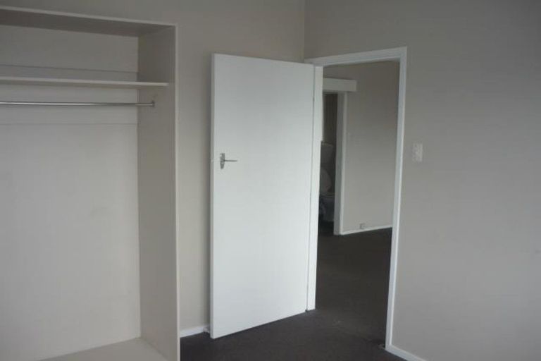 Photo of property in 16 Findlay Street, Moturoa, New Plymouth, 4310