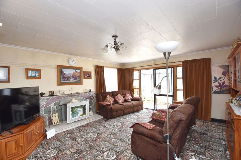 Photo of property in 8 Kinmont Crescent, Newfield, Invercargill, 9812