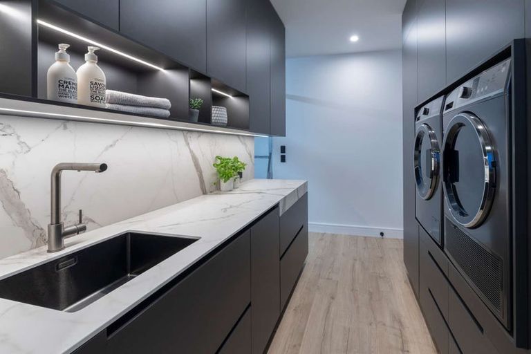 Photo of property in 293 Kitchener Road, Pukekohe, 2120