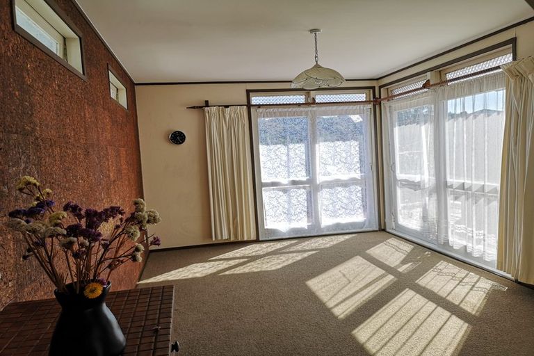 Photo of property in 14 Mander Place, Bucklands Beach, Auckland, 2012