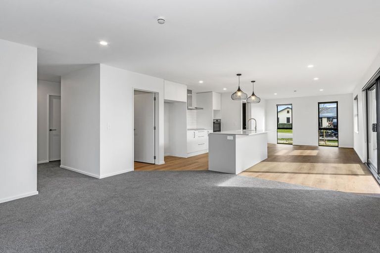 Photo of property in 165 Milns Road, Halswell, Christchurch, 8025