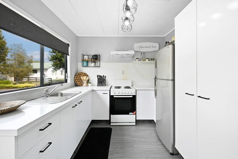 Photo of property in 18 Penney Green, Nawton, Hamilton, 3200