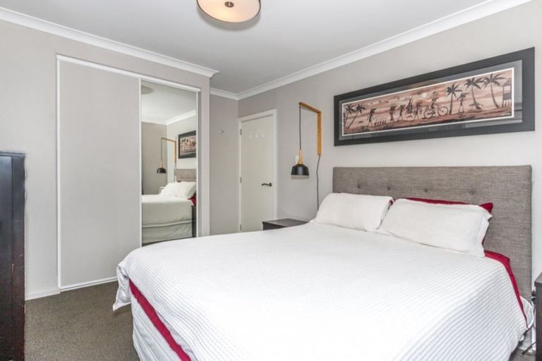 Photo of property in 39 Denise Crescent, Hornby, Christchurch, 8042