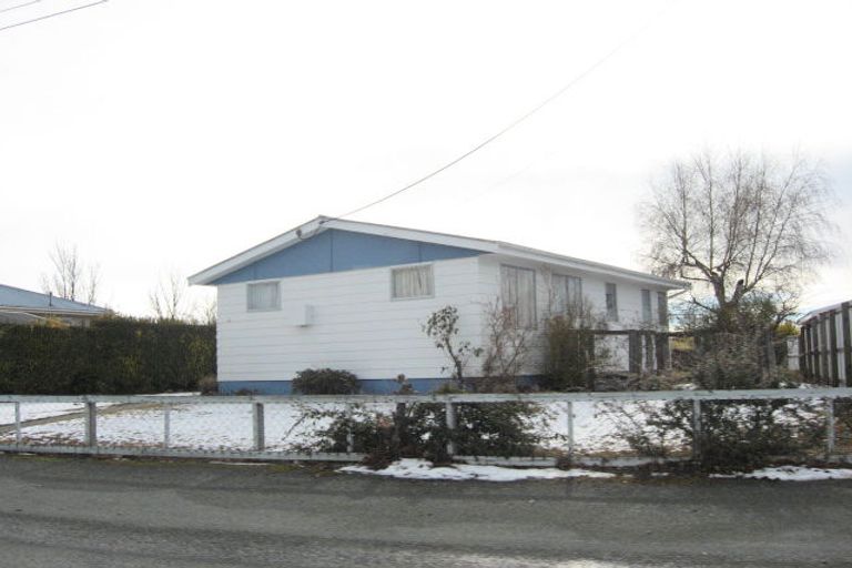Photo of property in 18 Cass Crescent, Twizel, 7901