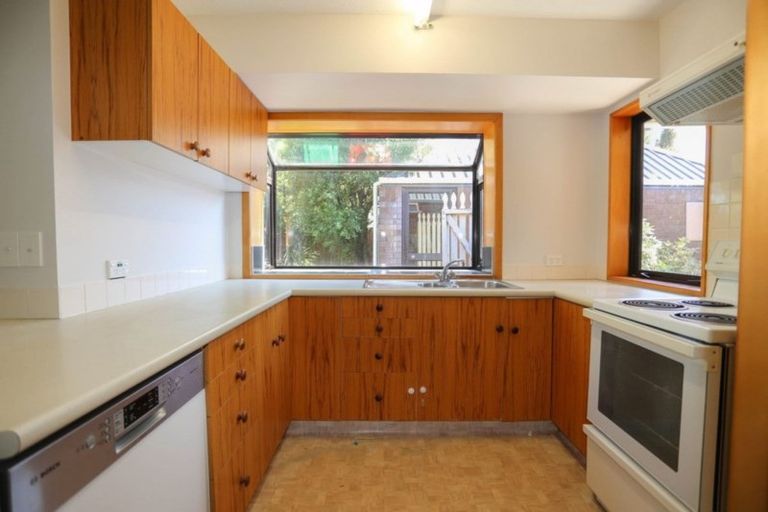 Photo of property in 2/59 Barrington Street, Somerfield, Christchurch, 8024