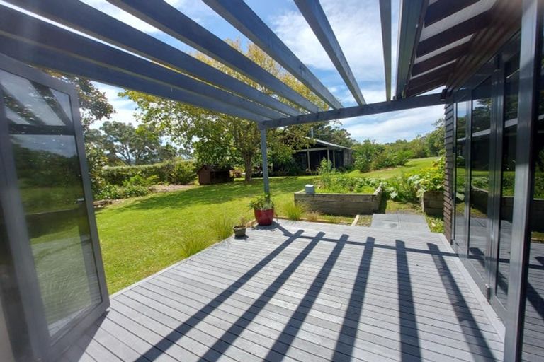 Photo of property in 68 Rame Road, Greenhithe, Auckland, 0632