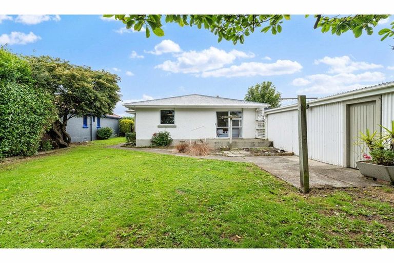 Photo of property in 12 Carron Street, Waverley, Invercargill, 9810