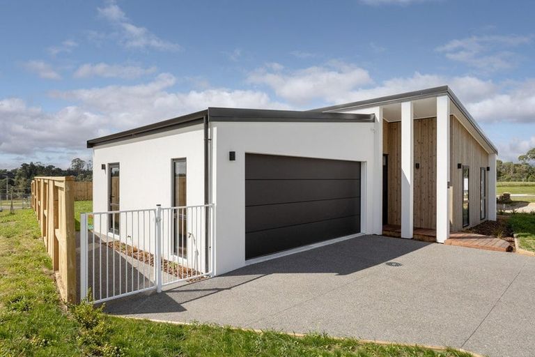 Photo of property in 6 Snapper Crescent, Omokoroa, 3114