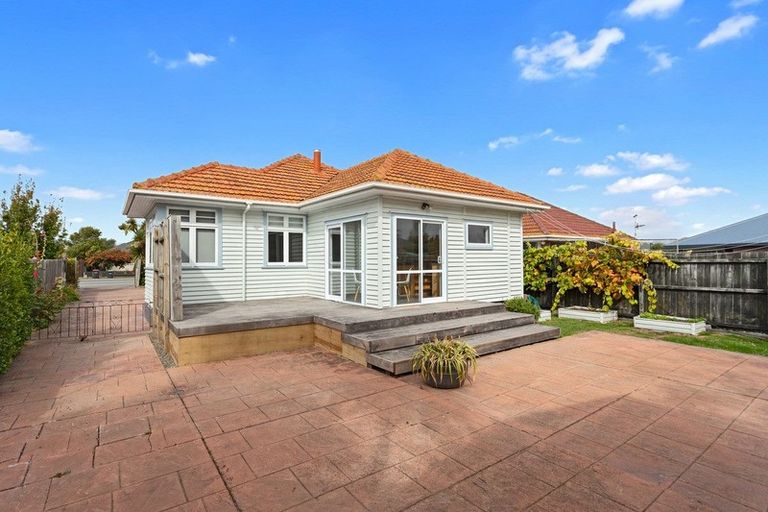 Photo of property in 84 Bridge Street, New Brighton, Christchurch, 8061
