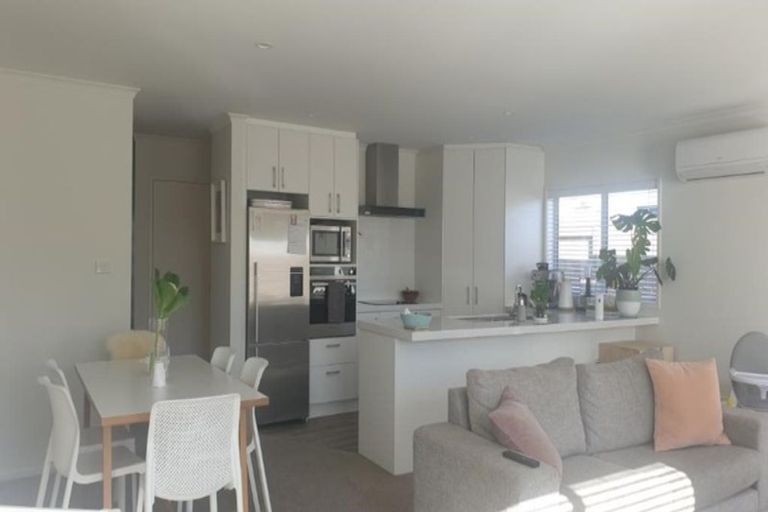 Photo of property in 10 Awatira Drive, Papamoa Beach, Papamoa, 3118