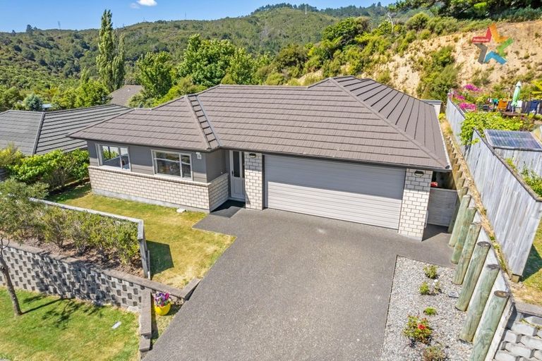 Photo of property in 45 Speldhurst Grove, Stokes Valley, Lower Hutt, 5019