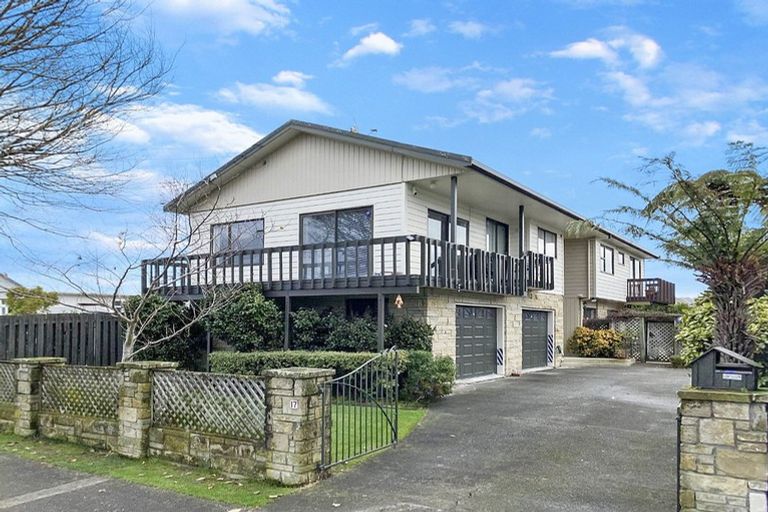 Photo of property in 17 Fuller Grove, Woburn, Lower Hutt, 5010