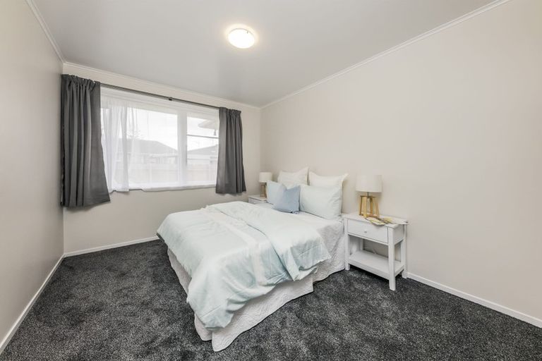Photo of property in 2/22 Mcdougall Street, Manurewa East, Auckland, 2102