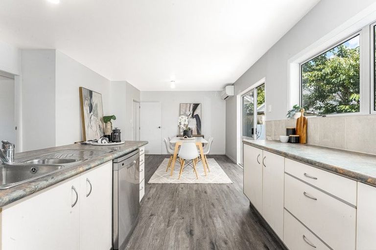 Photo of property in 15 Athlone Crescent, Boulcott, Lower Hutt, 5011