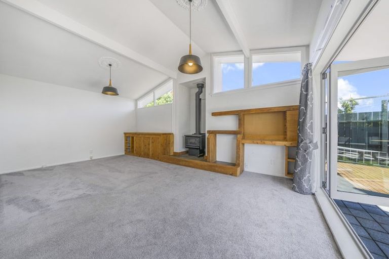 Photo of property in 8 Otaki Place, North New Brighton, Christchurch, 8083